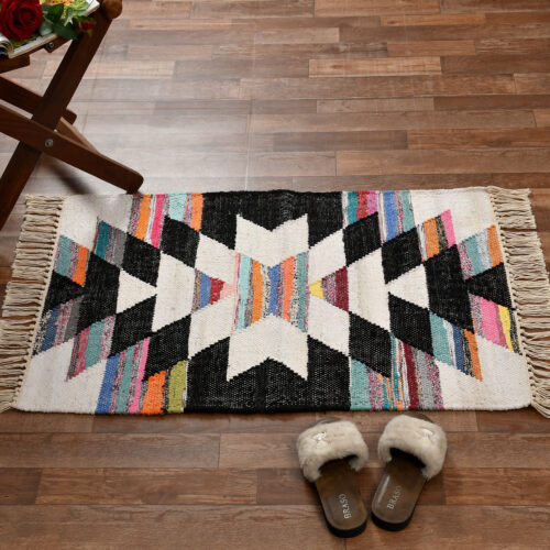 Pacific Rag Rug Color:- Multi